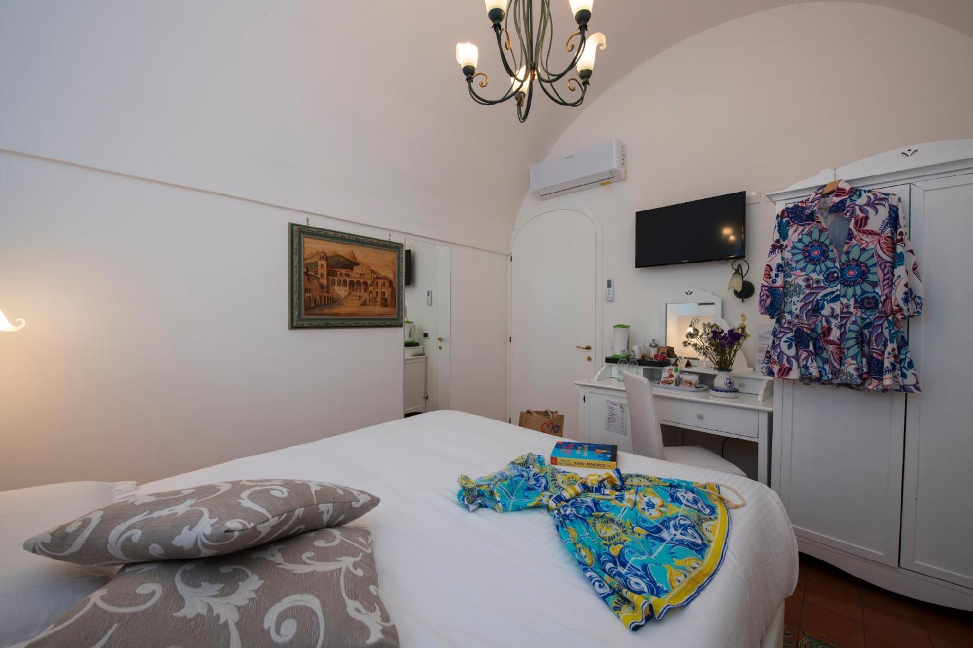 Aparthotel Antica Repubblica In Amalfi Center At 100Mt From The Sea Esterno foto