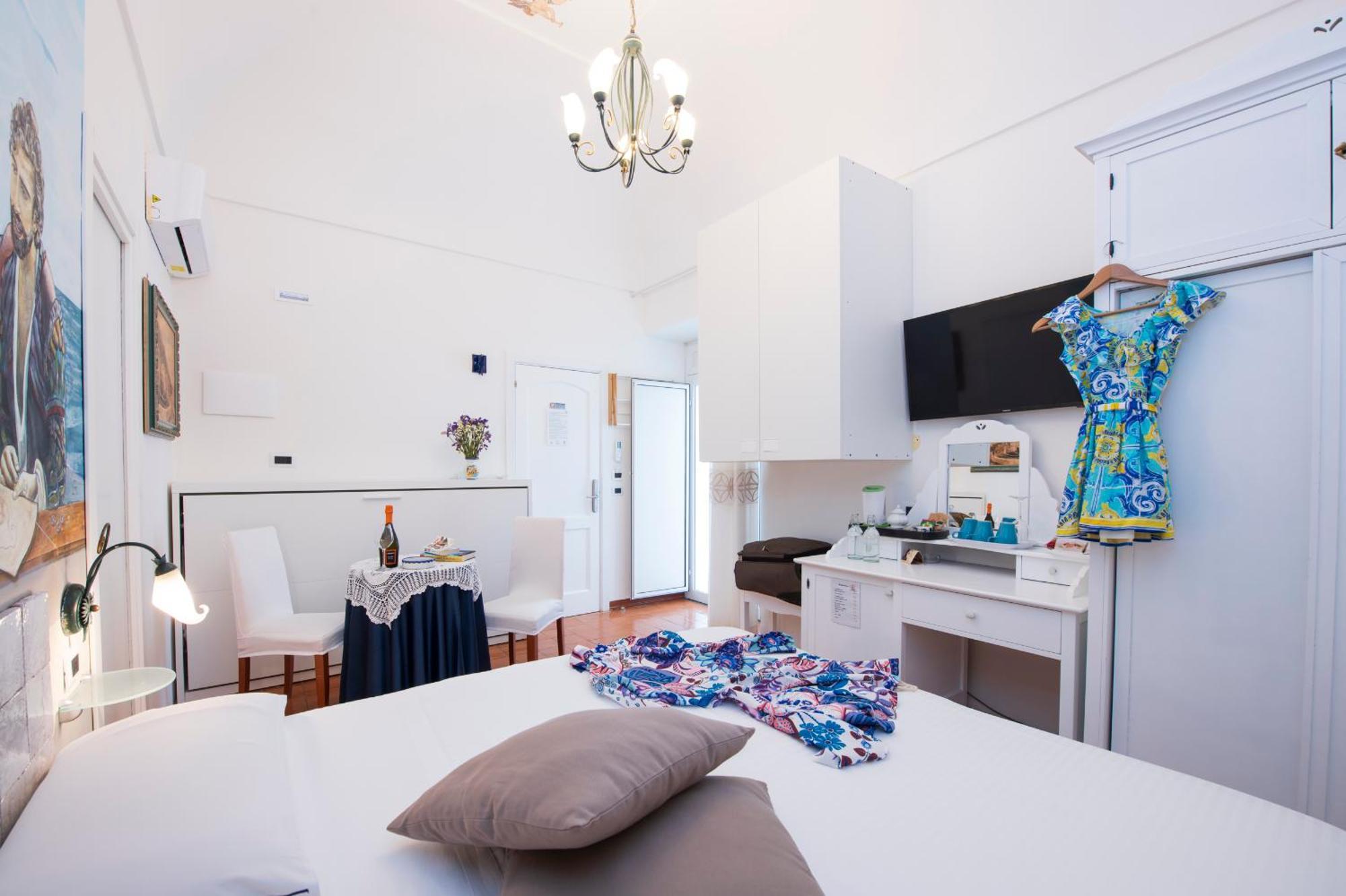 Aparthotel Antica Repubblica In Amalfi Center At 100Mt From The Sea Esterno foto